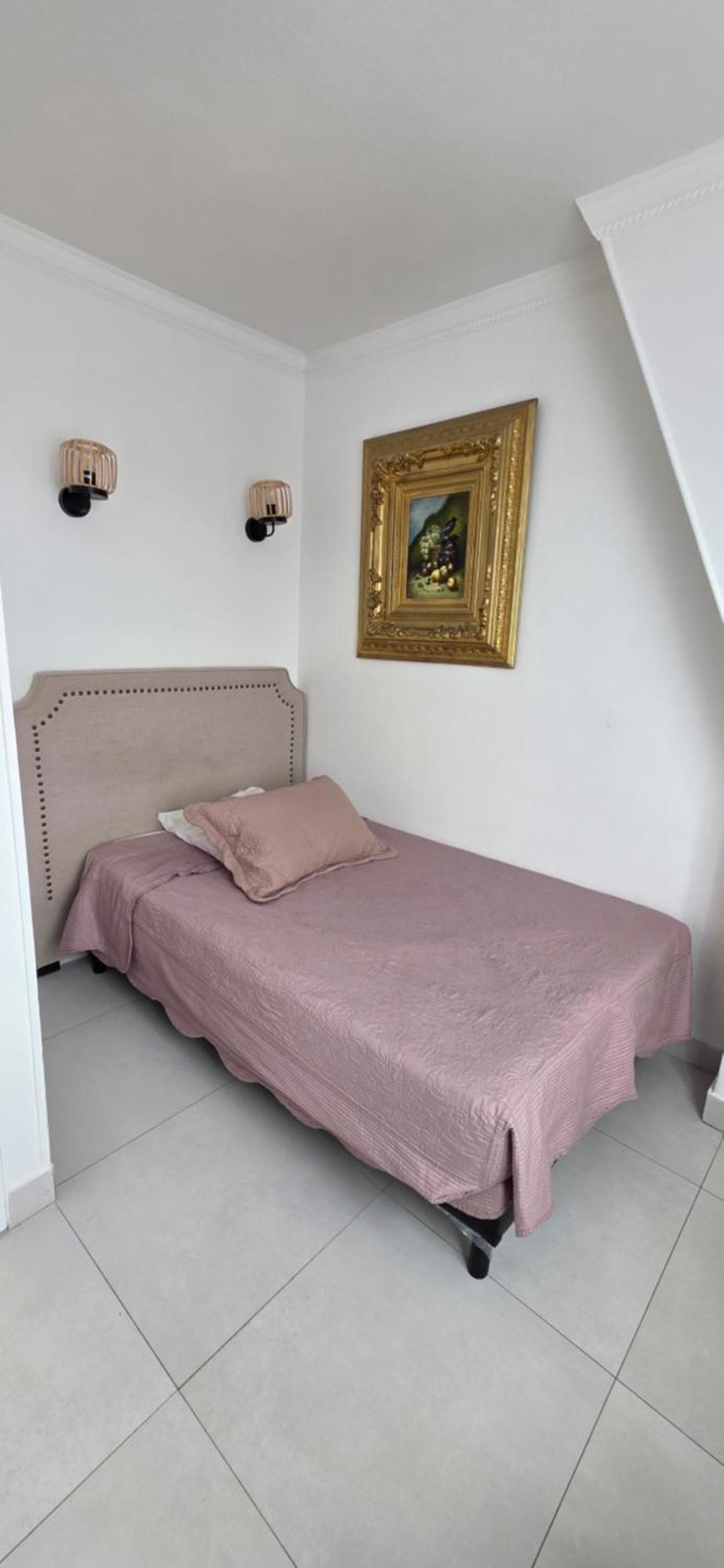 Camelia Prestige - Place De La Nation Hotel