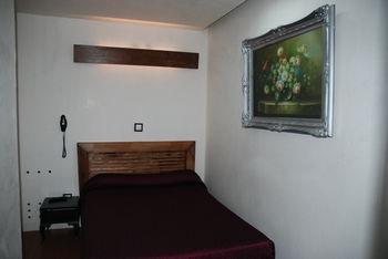 Hotel Camelia Prestige - Place De La Nation Parigi